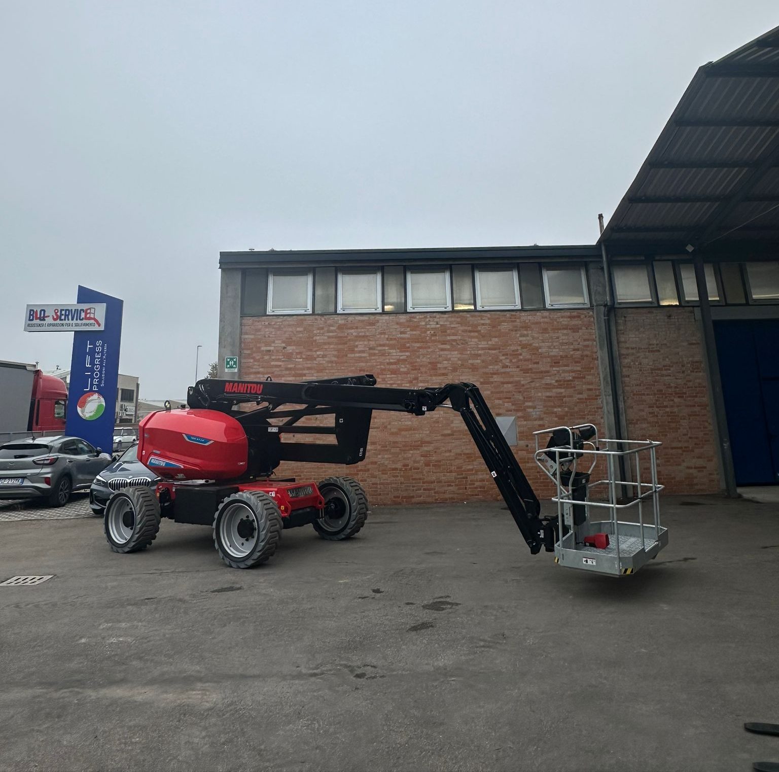 Piattaforma articolata Manitou 180 ATJE