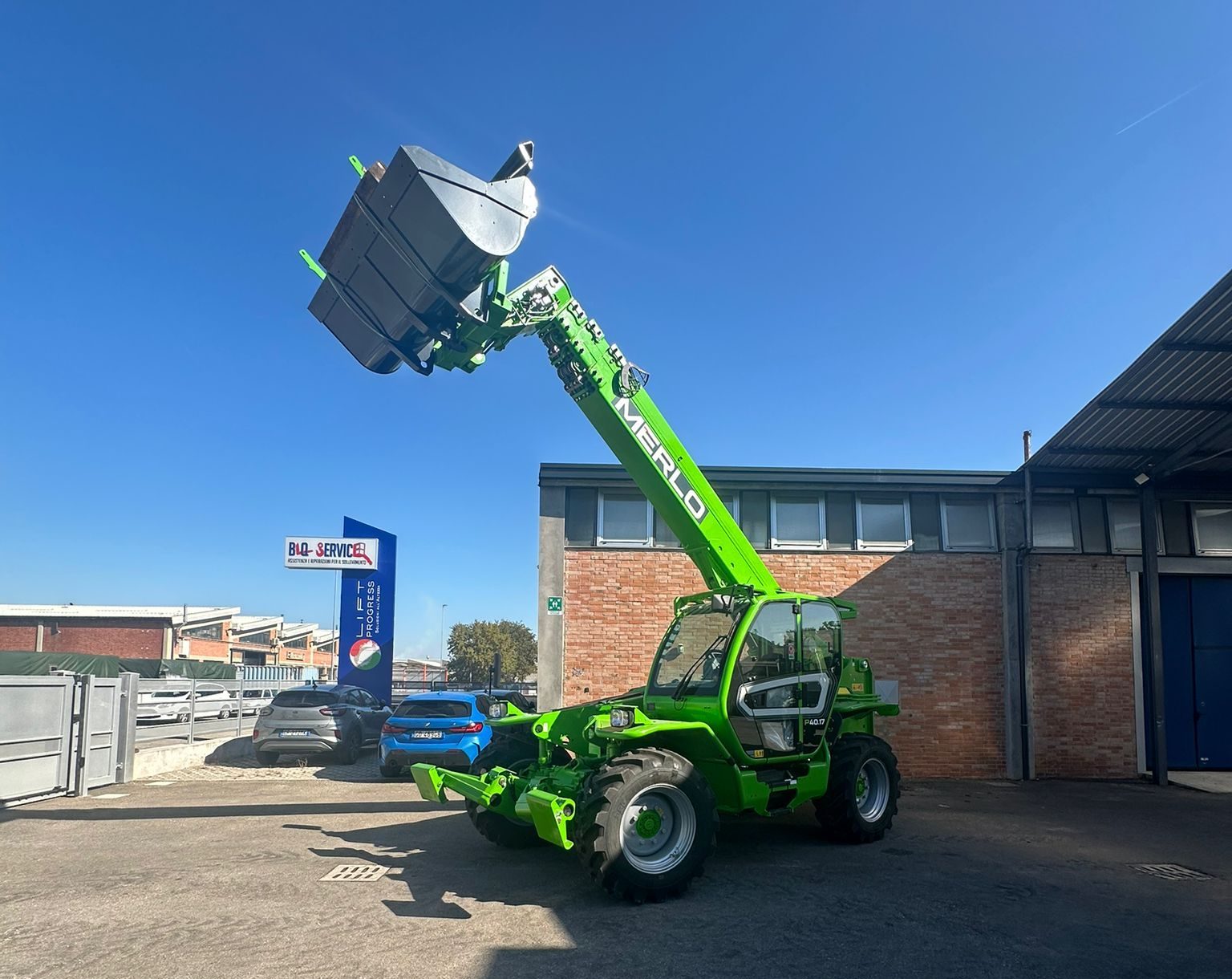 sollevatore telescopico merlo p40.17